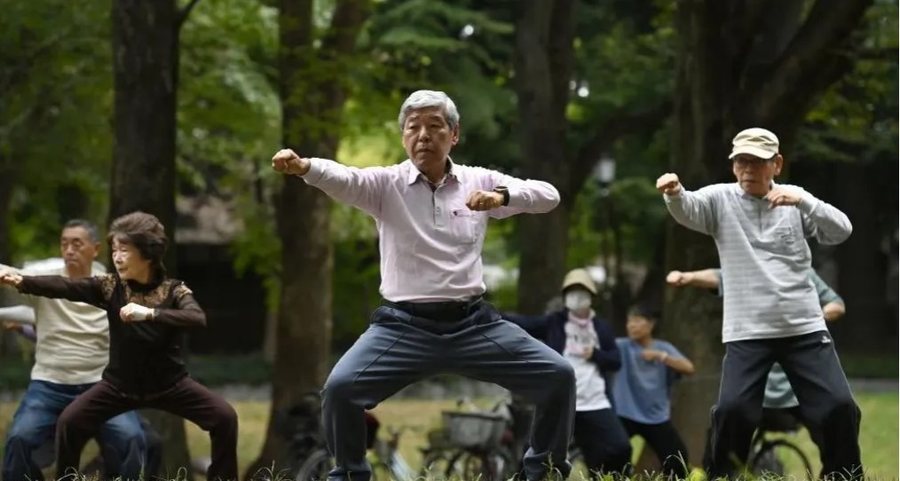 Japonia arrin rekord me 100 mijë njëqindvjeçarë në 2023