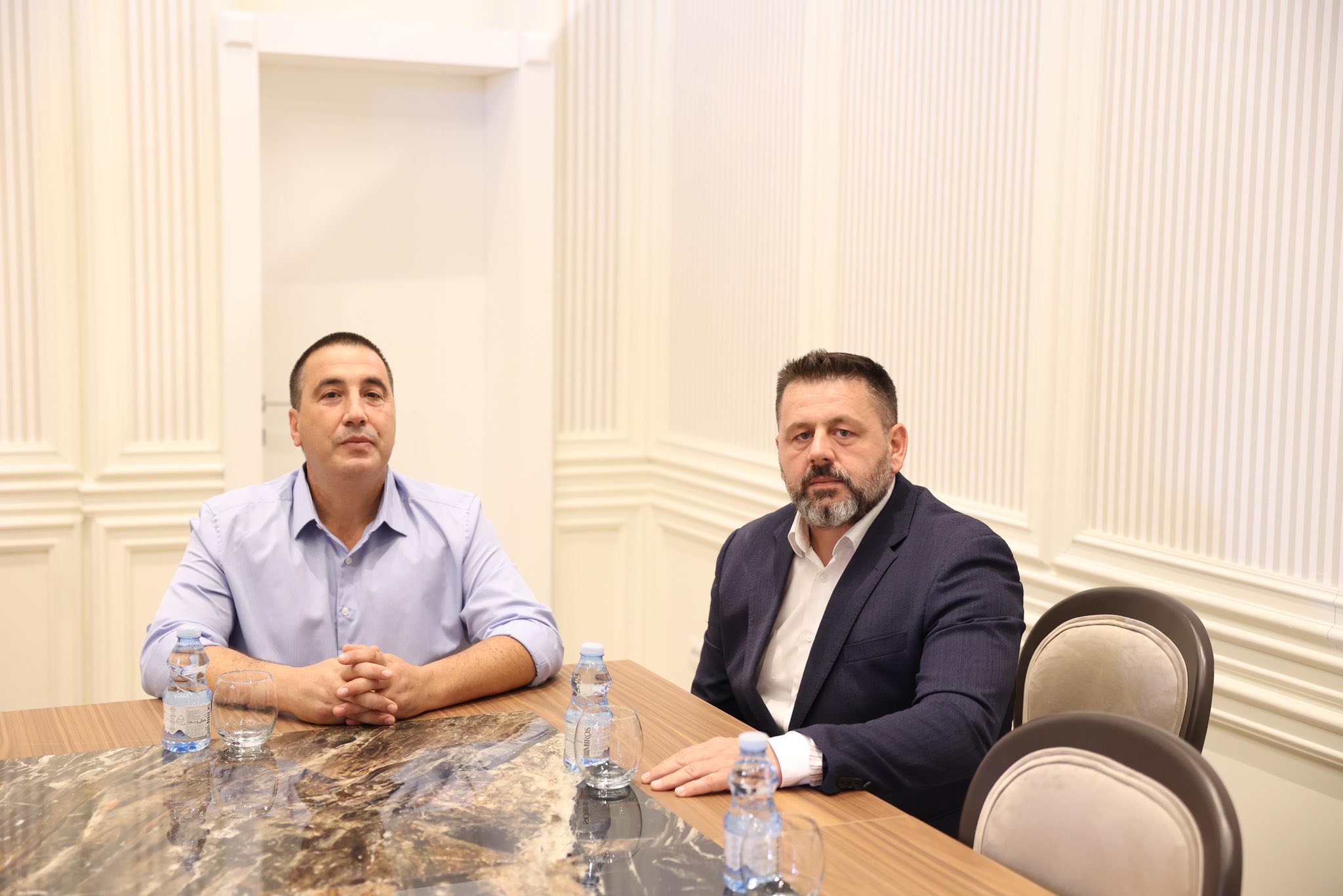 Kandidati i AAK-së Jeton Hoti kërcënohet në Prishtinë