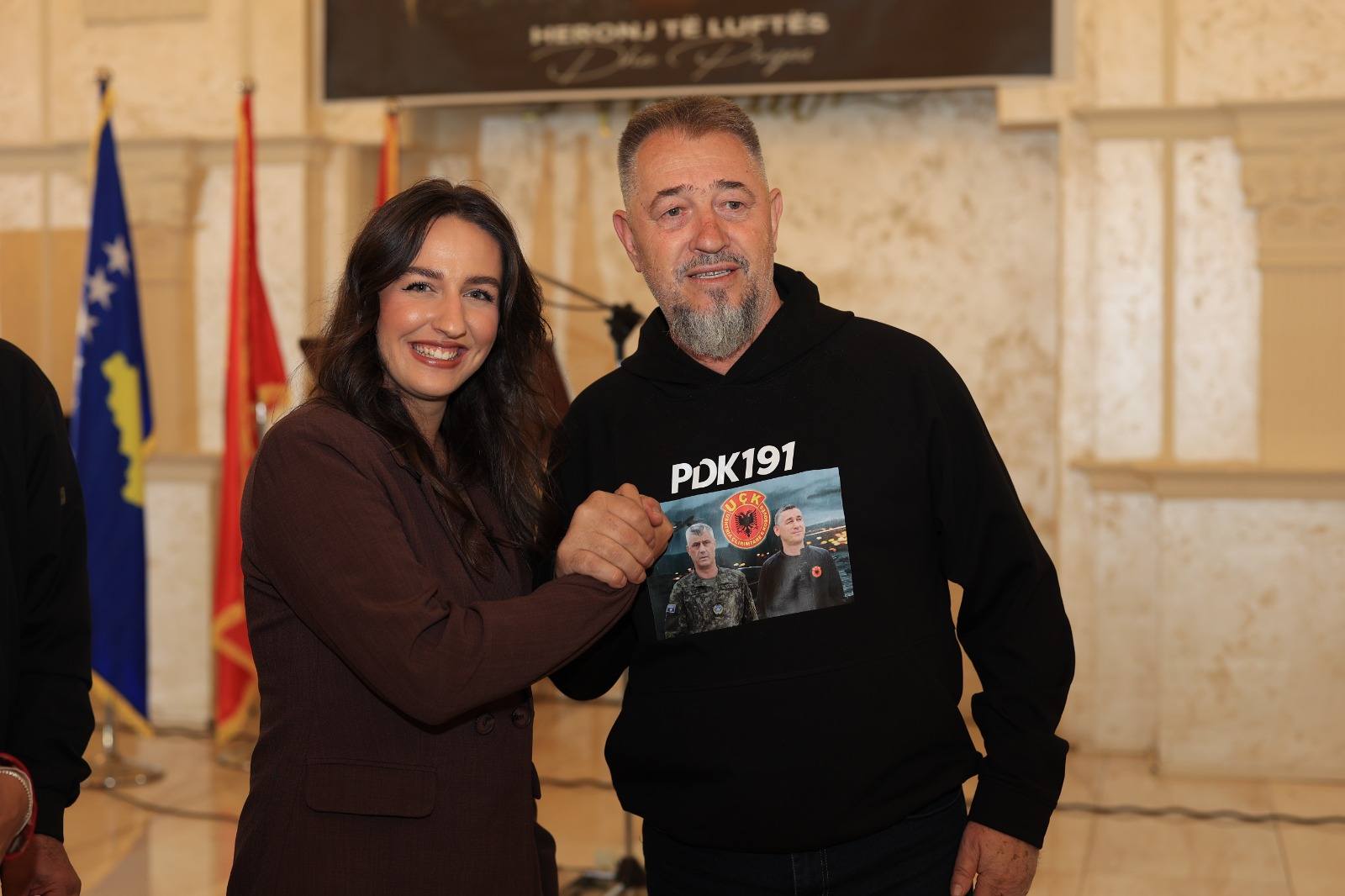 Sami Lushtaku: Sami Lushtaku prezanton kandidaturën e Vlora Jasharit në Skenderaj