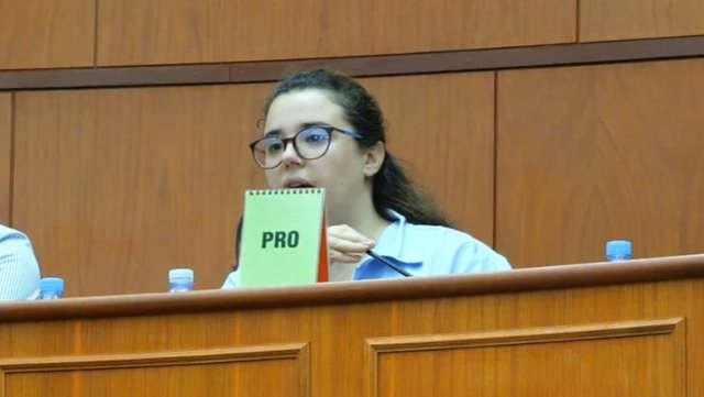 Mirela Ruko: Të shkarkohet edhe këshilli bashkiak, ka qenë…