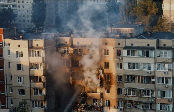 Rusia nis sulmin më të madh ajror në Ukrainë, katër të vdekur