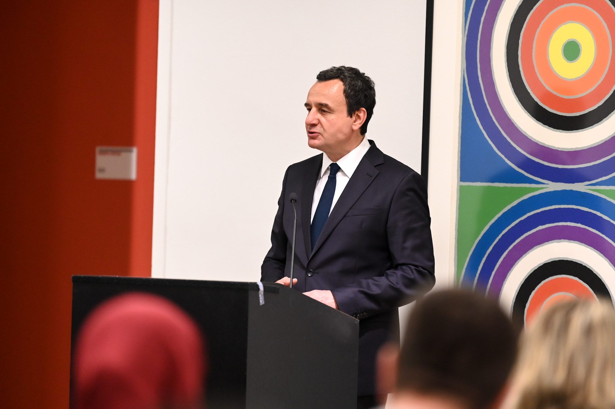 100 — Kurti në New York: Bota mund të mësojë nga Kosova si të përballojë krizat pa cenuar…