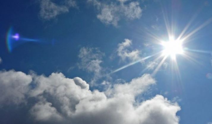 Moti i fundjavës: Kryesisht me diell, mjegull në mëngjes