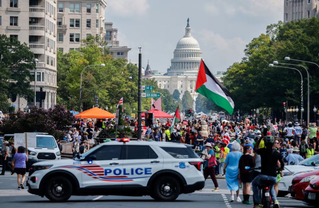 Protestat e banorëve në Washington kundër trupave të Gardës Kombëtare