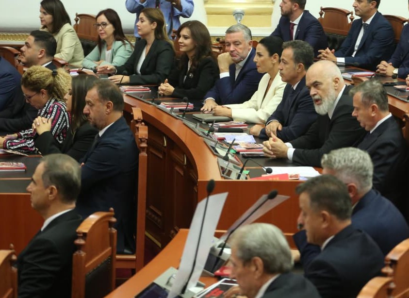 Propozimi i Edi Ramës për riorganizimin e komisioneve parlamentare