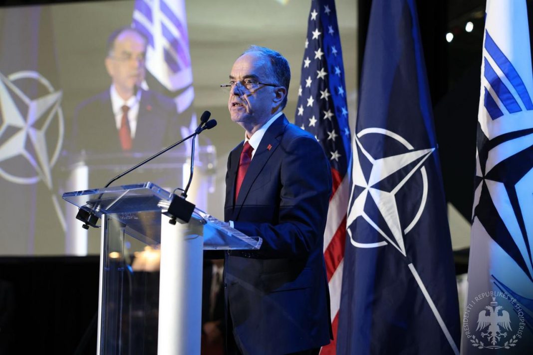 Bajram Begaj shpall Begaj: Partneriteti me SHBA thelbësor për Kosovën, vonesat në…