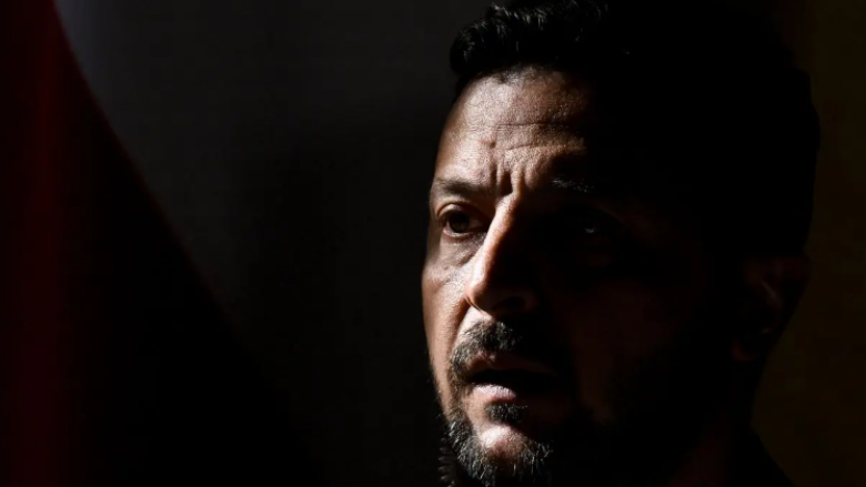 Ndërtesa qeveritare në Ukrainë sulmohet, Zelensky e dënon krimin