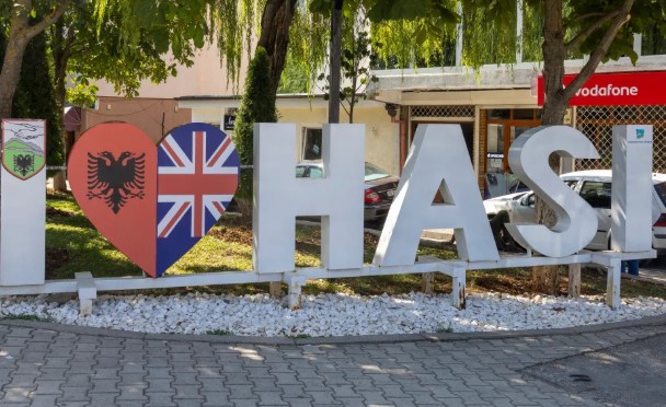 Fshati Golaj, vetëm pak minuta nga Hasi, zbrazet nga emigracioni