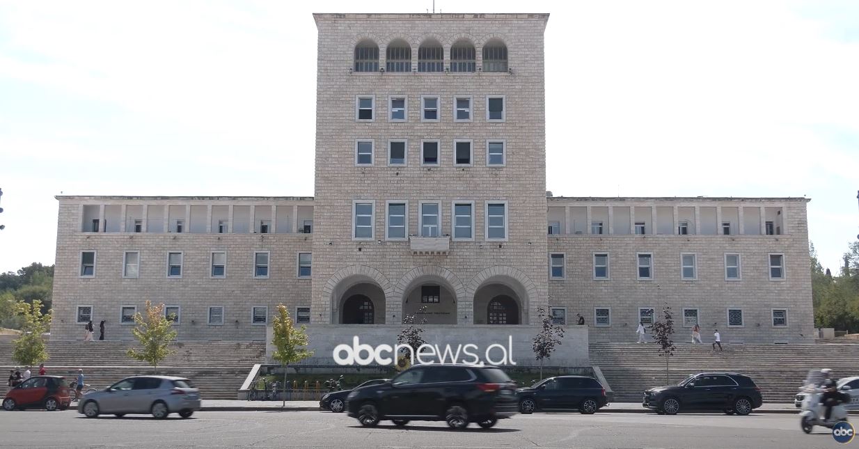 Regjistrimet në fakultete: Mundësi e fundit për maturantët