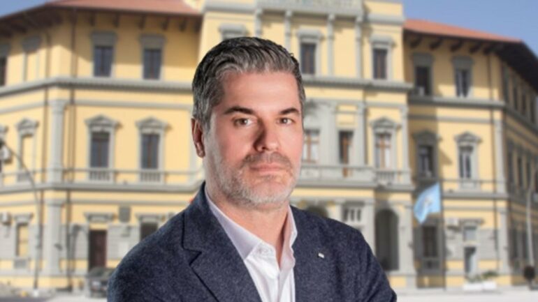 Ermal Dredha zyrtarizon dorëheqjen nga Bashkia e Vlorës