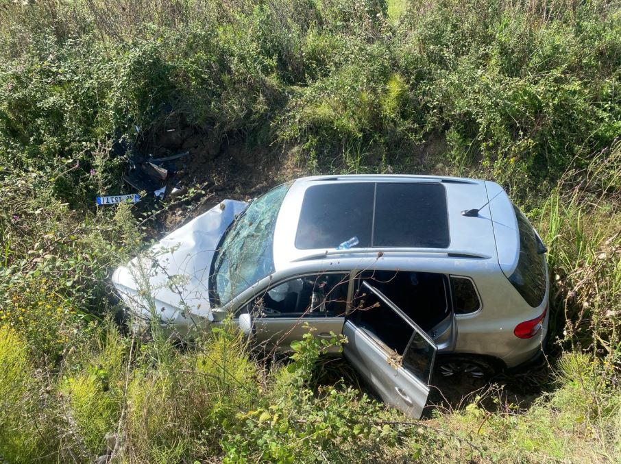 Aksident në Lezhë: Dy gra të plagosura pas përmbysjes së makinës