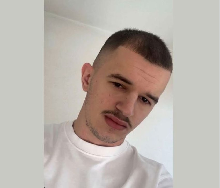 Qytetarët e Vitisë protestojnë për drejtësi për Auronin Ferizin