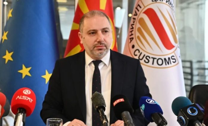 72 — Lufta kundër korrupsionit, Nikollovski: Janë shkarkuar 11 nëpunës doganorë