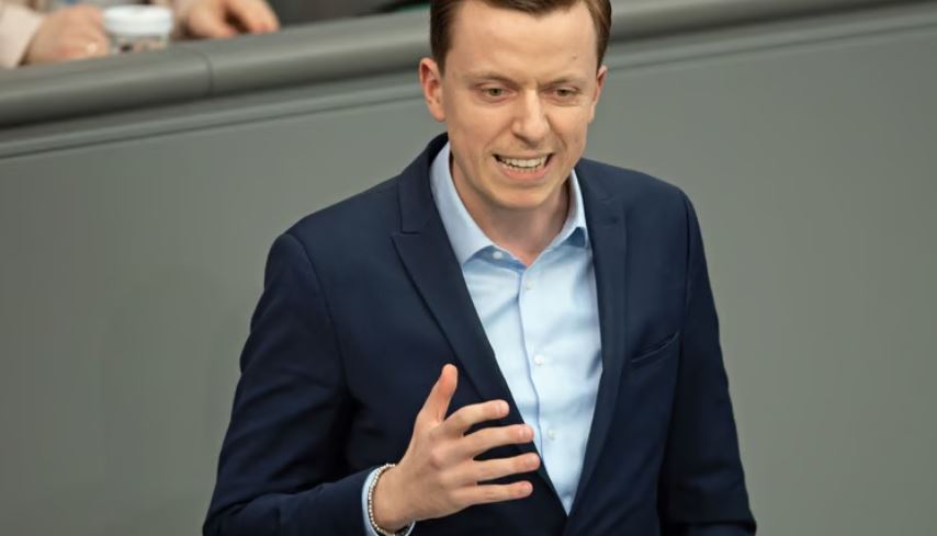 Vuçiç akuzohet nga deputeti gjerman për destabilizimin e Kosovës dhe Bosnjës