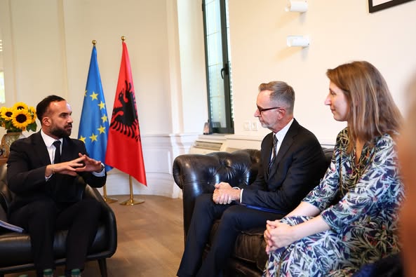 Sofjan Jaupaj Mjedisi shpall Mjedisi dhe sfidat e integrimit të Shqipërisë në BE, Gonzato…