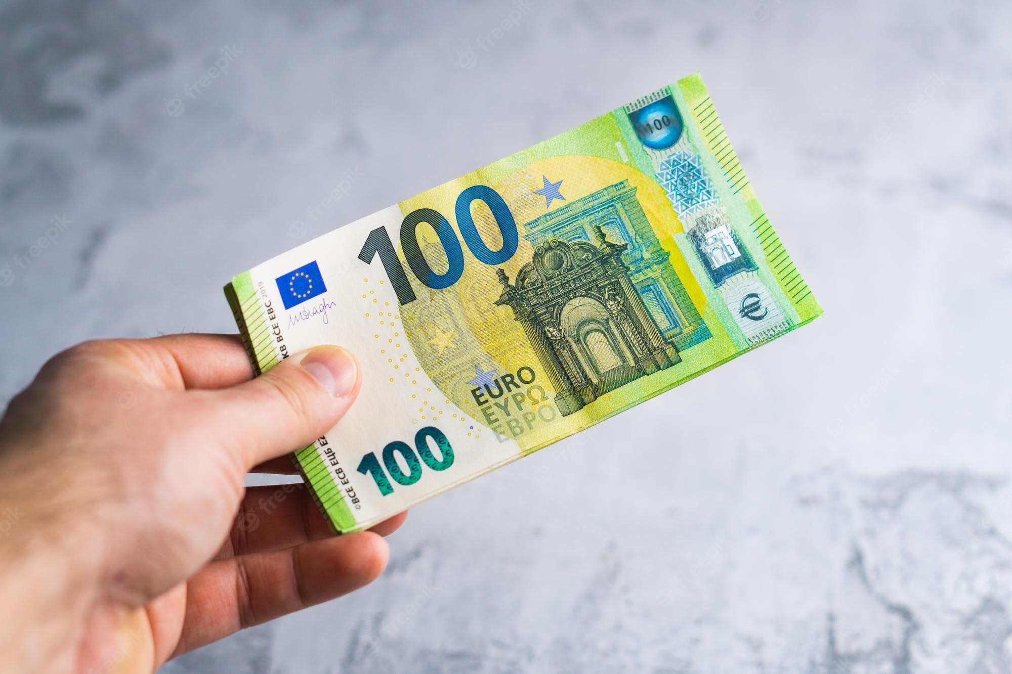 Banka Qendrore Evropiane shpall Pse banorëve të Evropës po u këshillohet të mbajnë 100…