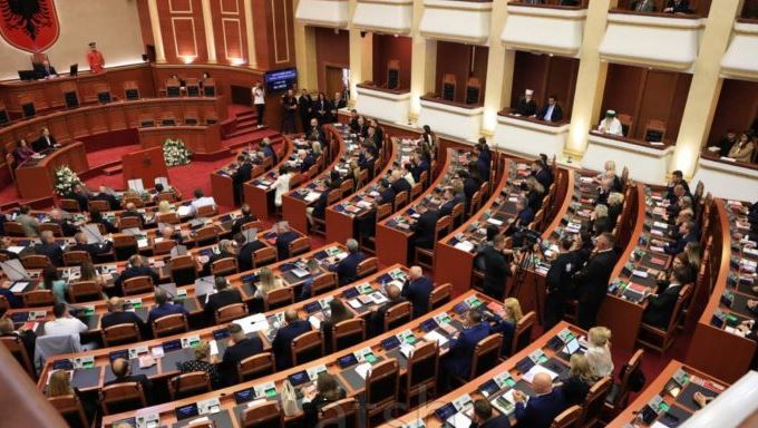 Kuvendi mblidhet sot për dy seanca plenare dhe votimin e Byrosë