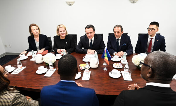 Grenada Qeveria: ZKM njofton për një tjetër takim të Kurtit, atë me kryeministrin nga…