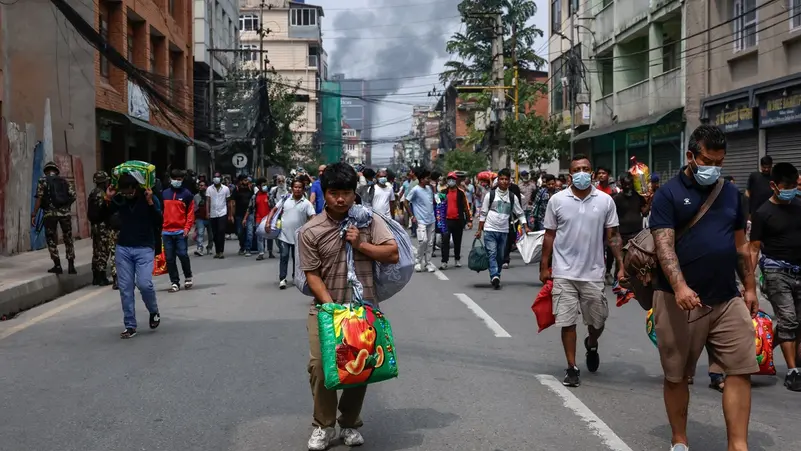 Nepal: Më shumë se 13,500 të burgosur arratisen gjatë protestave