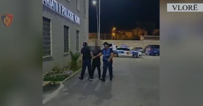 Mercedes Benz shpall Vlorë/ Vodhën një mjet bujqësor në fshatin Panaja, identifikohen dhe…