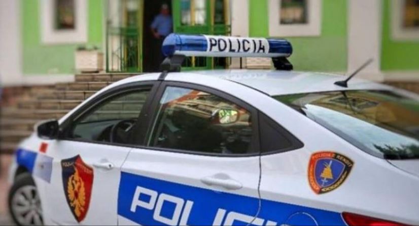 Arrestimi i çiftit të moshuar për bllokimin e rrugës në Elbasan