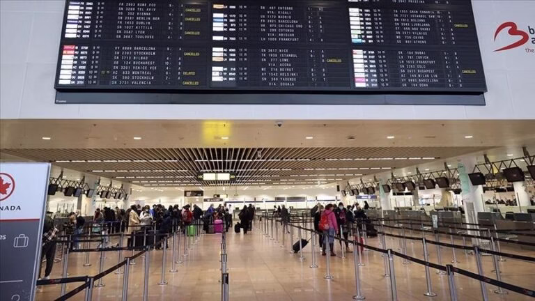 Sulmi kibernetik godet aeroportet në Berlin dhe Bruksel