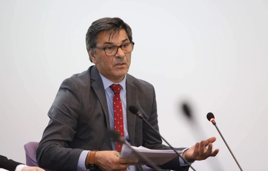 25 — Kryeziu për deklaratat e Kurtit ndaj SHBA-së: Goditje ndaj sovranitetit dhe cenim i…