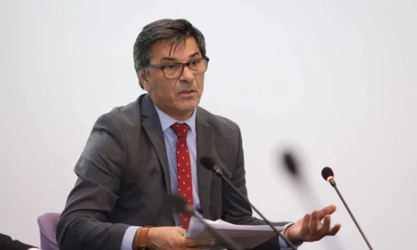 100 — Kryeziu: Ngërçi institucional është pasojë e papërgjegjshmërisë politike