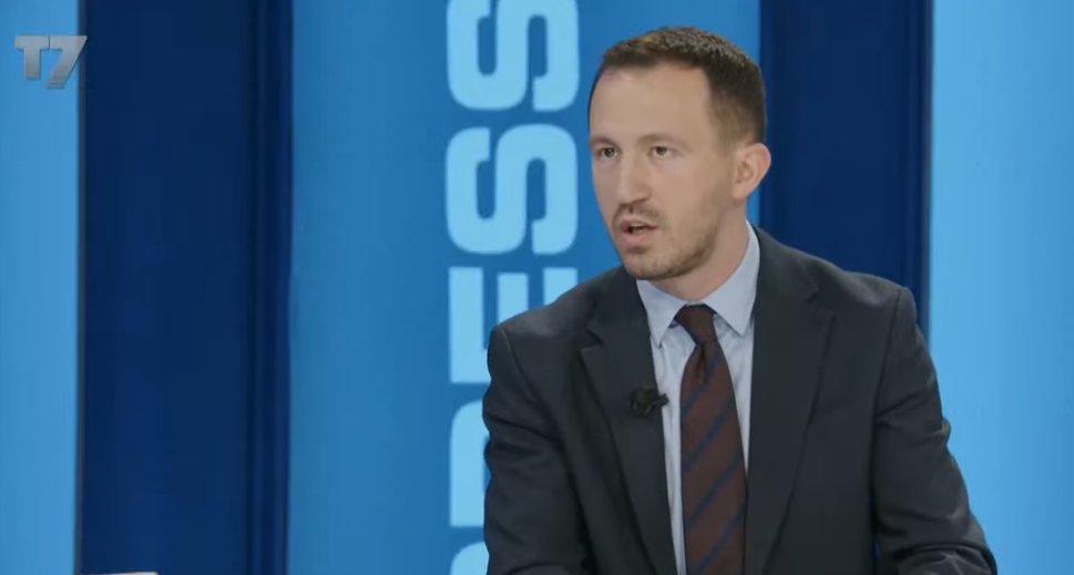 Drenicës Analisti Albert Krasniqi shpall Krasniqi: Nëse PDK fiton në Prishtinë, ndryshon…