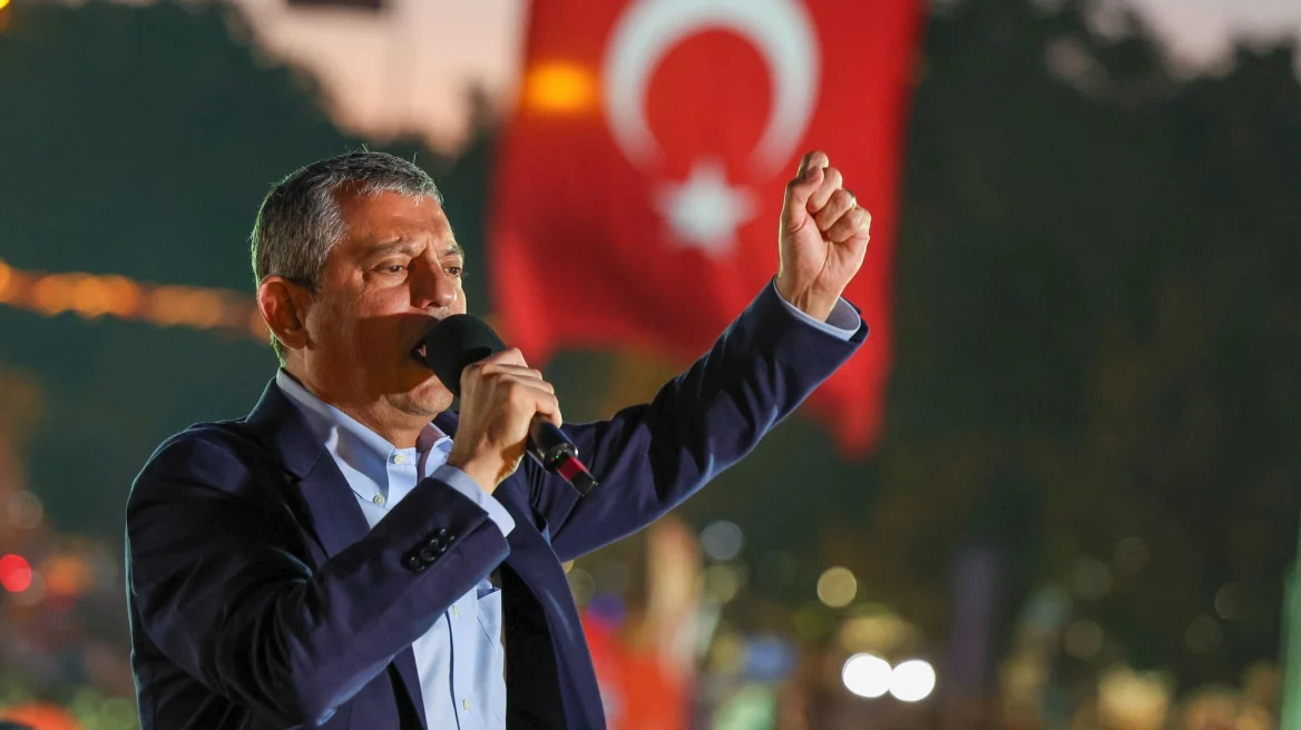 Partia Opozitare në Turqi përballet me tensione dhe gjyq të shtyrë