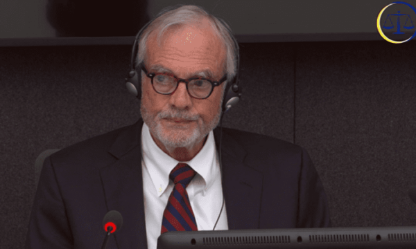 100 — Covey: Thaçi s’ishte shef i Agim Çekut, s’e kam parë asnjëherë njërin që t’i jepte…