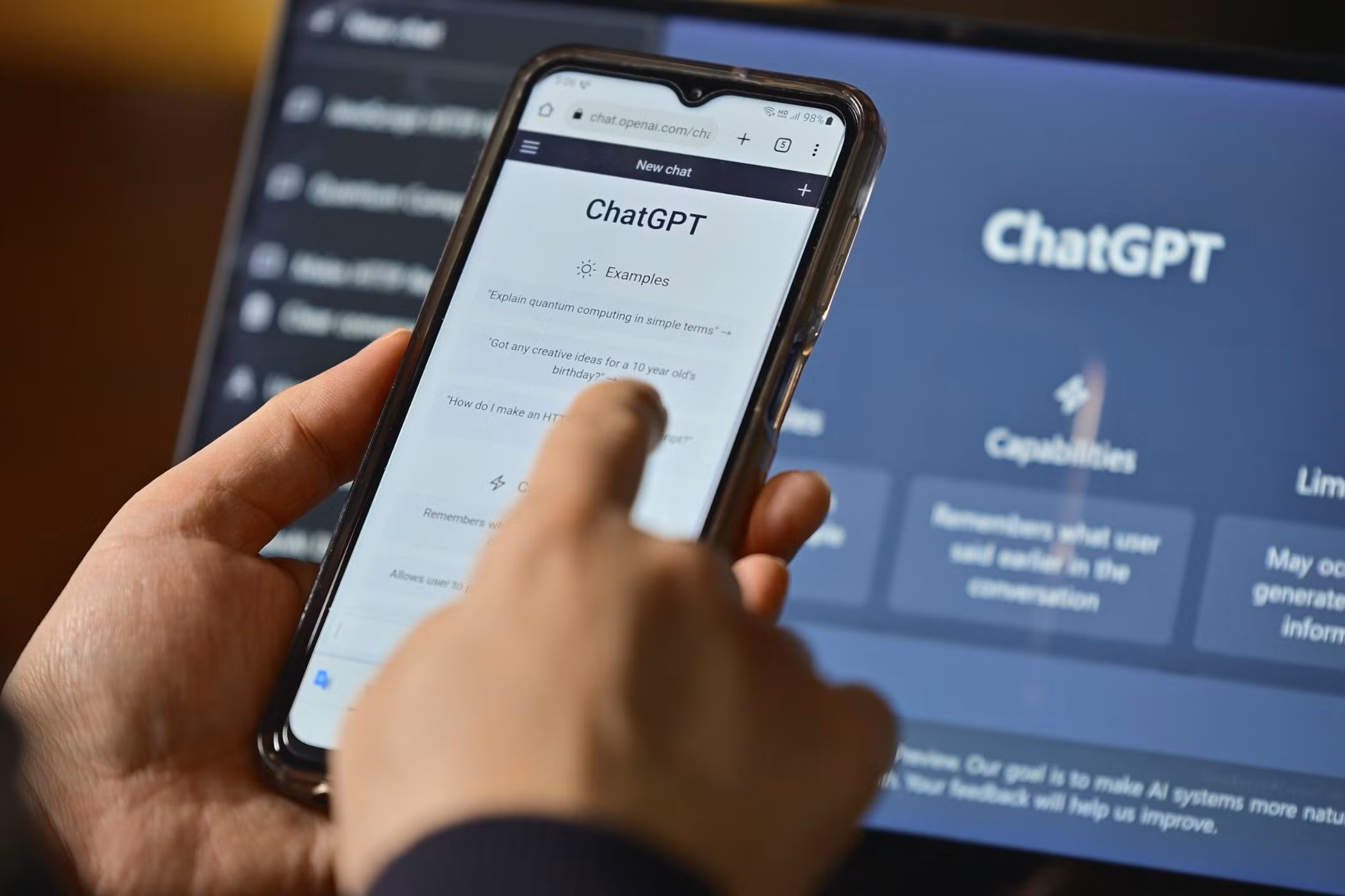 29-vjeçarja Sophie vetëvritet pas përdorimit të AI si terapist virtual