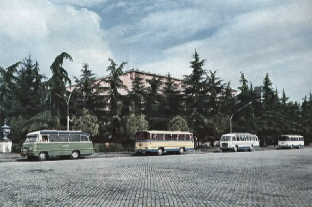 William Ottonell hidhet nga kati i katërt i Hotel 'Apollonia