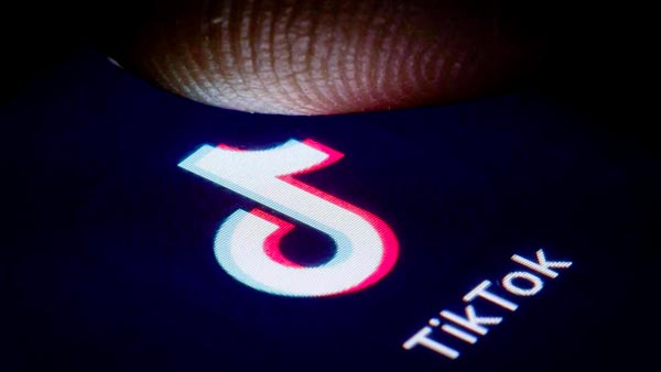 TikTok ndalohet për fëmijët nën 15 vjeç në Francë