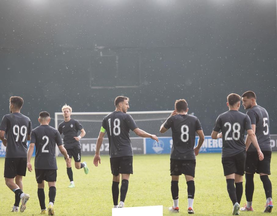 Zhunior Kapiteni shpall Kapiteni i Tiranës rrezikon derbin me Partizanin, por bardhebluve…