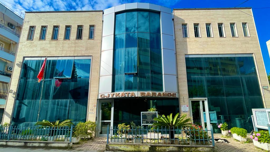 Sarandë Gjykata: Hiqej si prokuror i SPAK-ut, lihet në burg 49-vjeçari në Sarandë