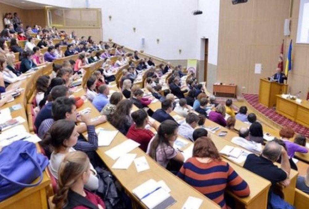 Universiteti Politeknik: Nis sot zyrtarisht viti i ri akademik 2025-2026 në të gjitha…