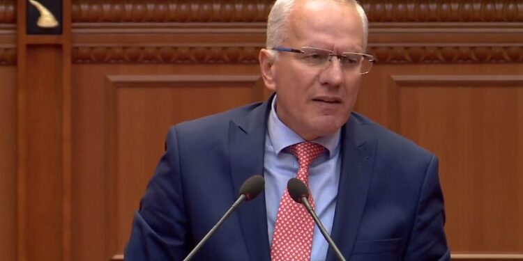 Ferdinand Xhaferaj: Ish-deputeti i PD Ferdinand Xhaferaj emërohet këshilltar i Presidenti…