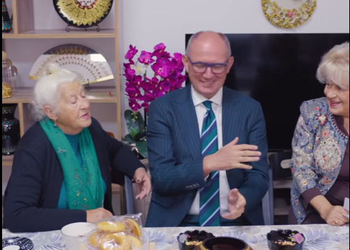 Agim Aliu: Agim Aliu takim me pensionistet në shoqatën e tyre- Ishin aty për t’iu ofruar…