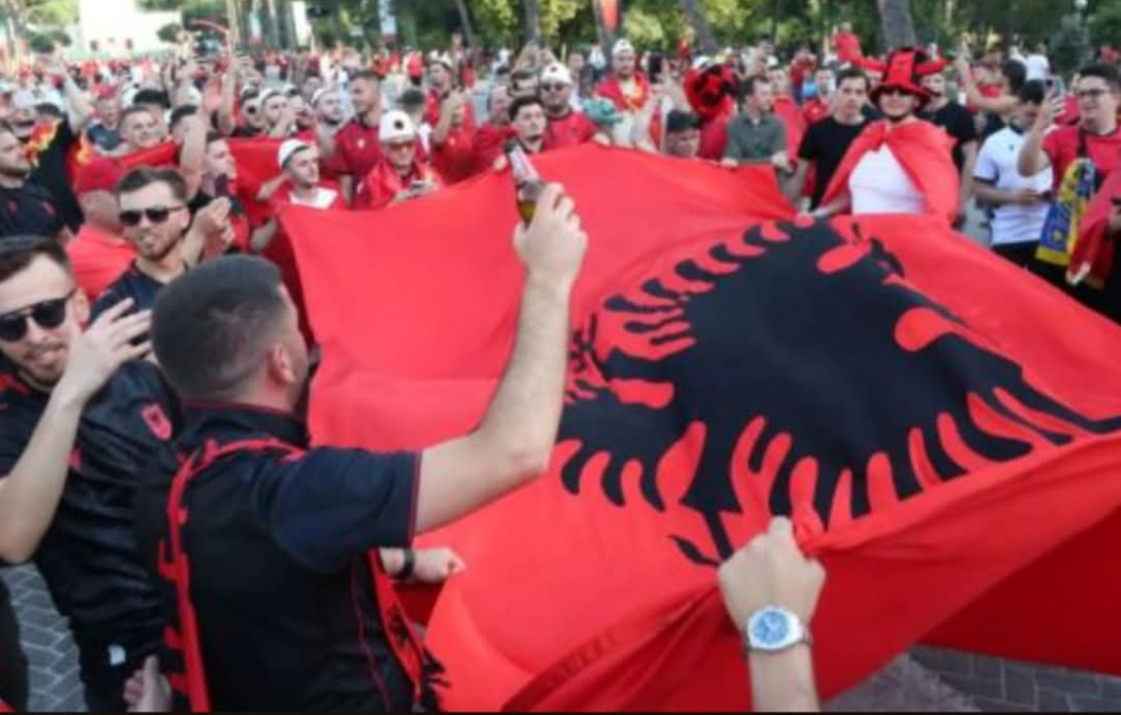 Serbët i tremben shqiptarëve/ po ndodh në Serbi pak orë larg ndeshjes së…