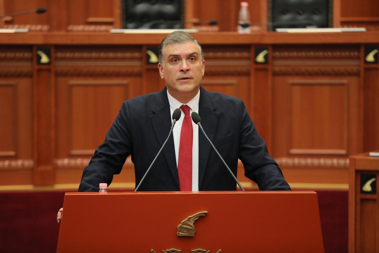 Shqipëria nën ujë, kryeministri në tapetin e kuq të modës në Katar”, Tedi Blushi: Nga…