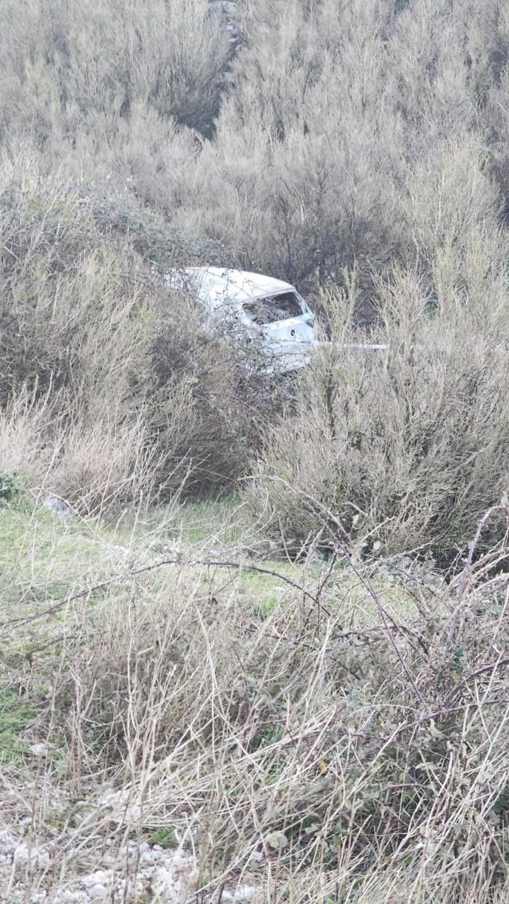 () Pamjet e makinës së shkrumbuar/ Djegia e mjetit në Llogara, dyshime për vrasje