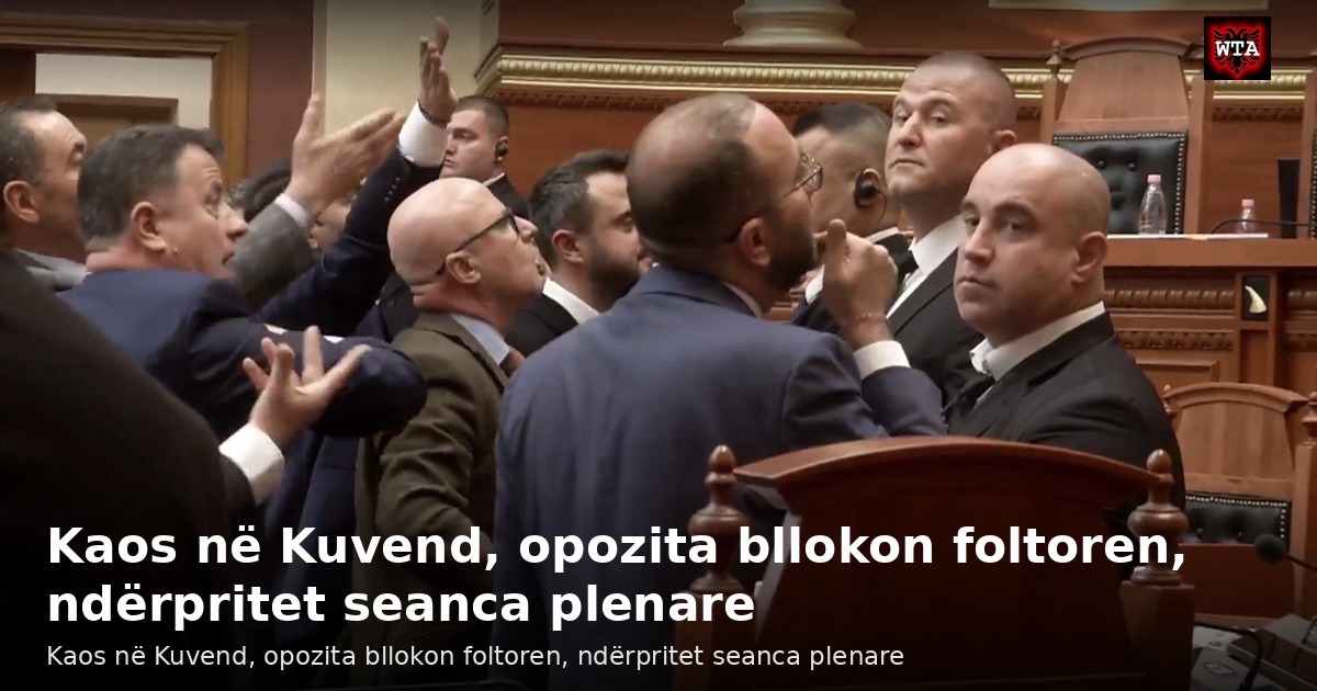 Kaos në Kuvend, opozita bllokon foltoren, ndërpritet seanca plenare